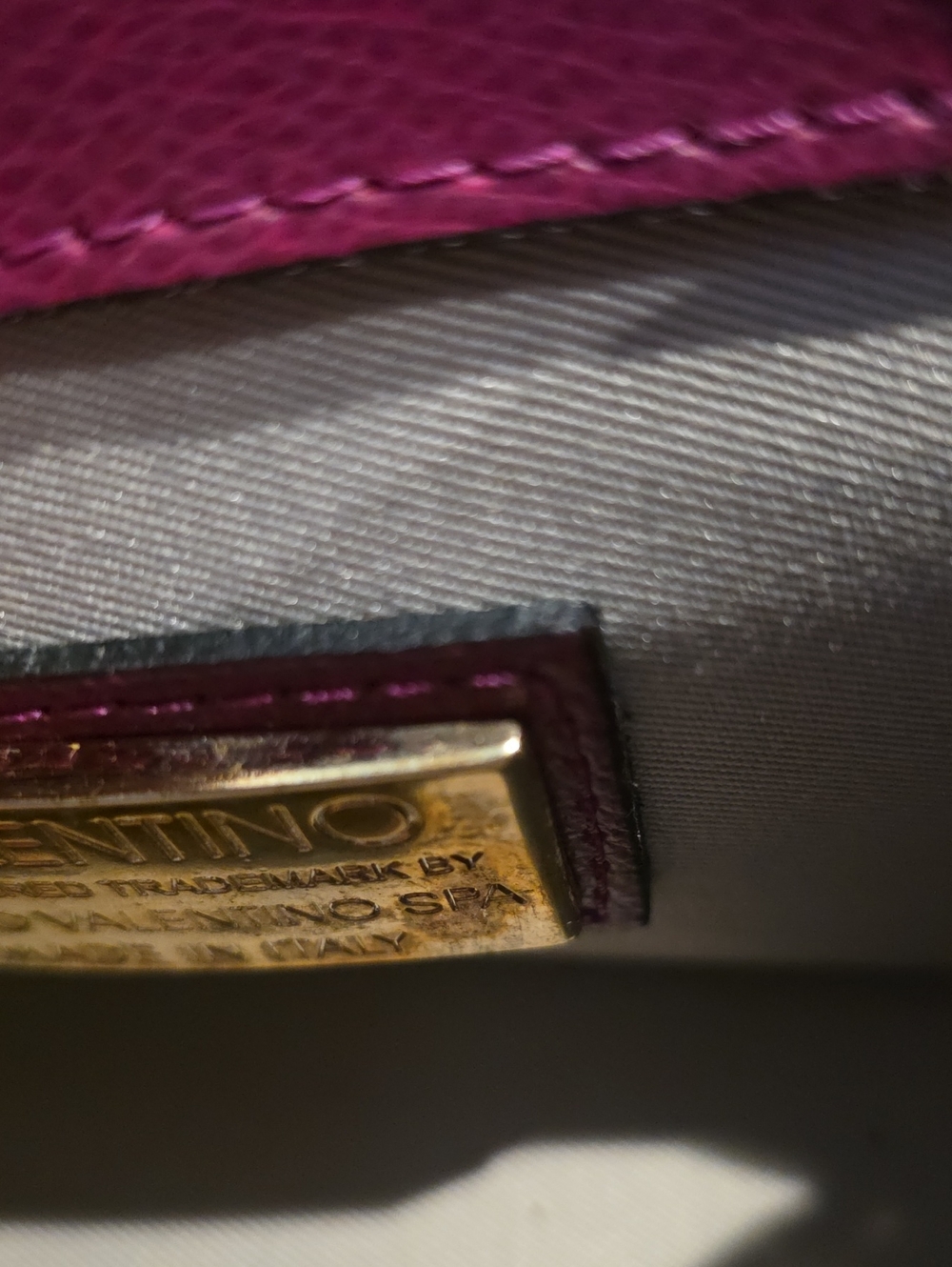 Handbag - Picture 5 of 5